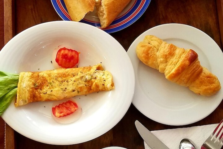 Breakfast/Coffee Service 64 of 85