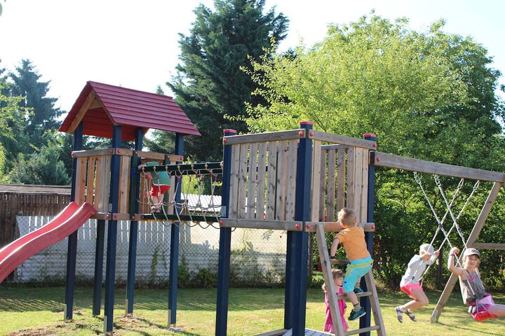 Childrens Activities 17 of 32