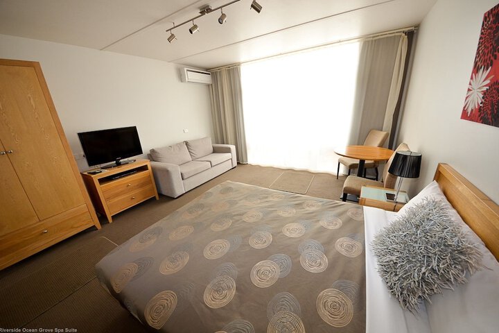 Room 25 of 48