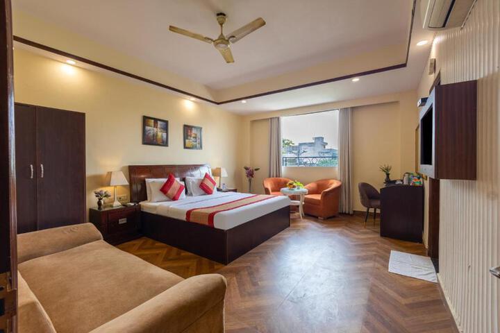 Hotel Picasso Residency near Naraina Vihar Metro Station New Delhi