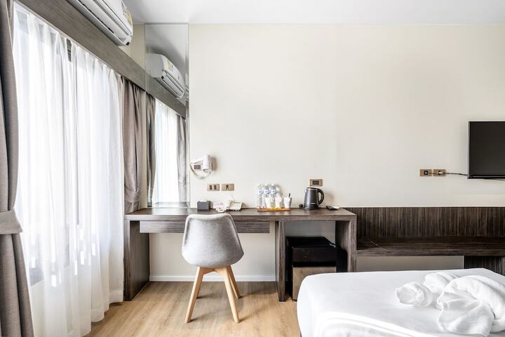 Room 9 of 54