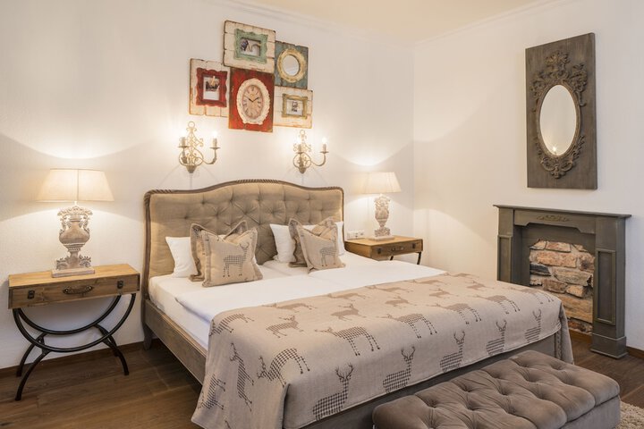 Room 10 of 91