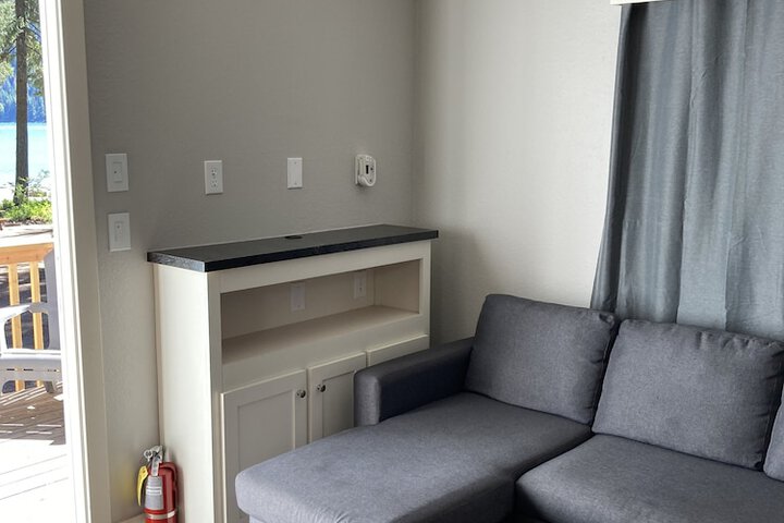 Room 35 of 53