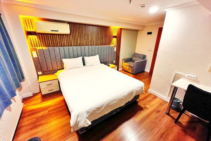 Naila Hotel