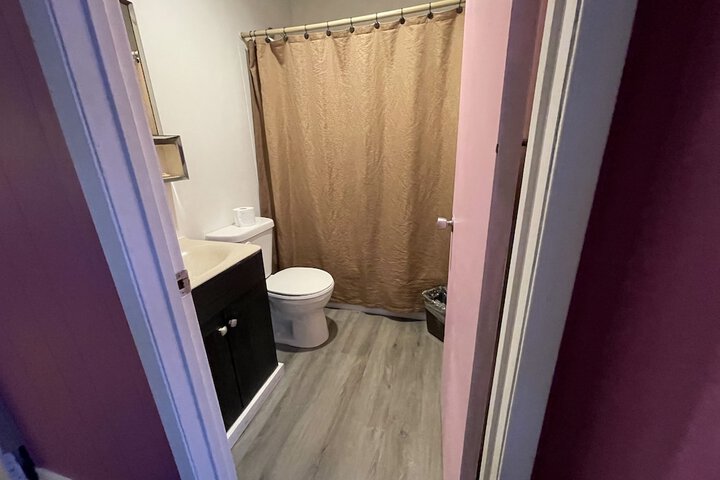Room 31 of 61