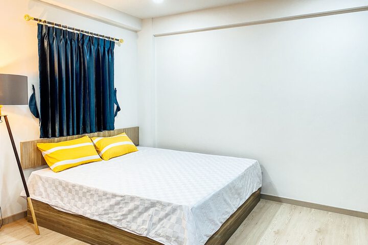 Room 6 of 36