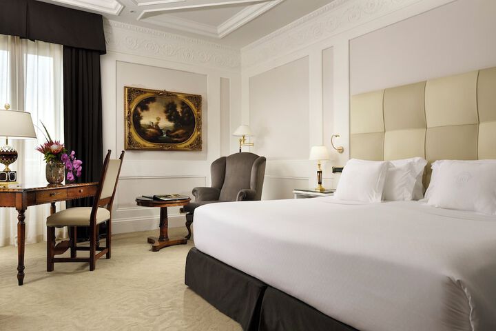 Room 45 of 158