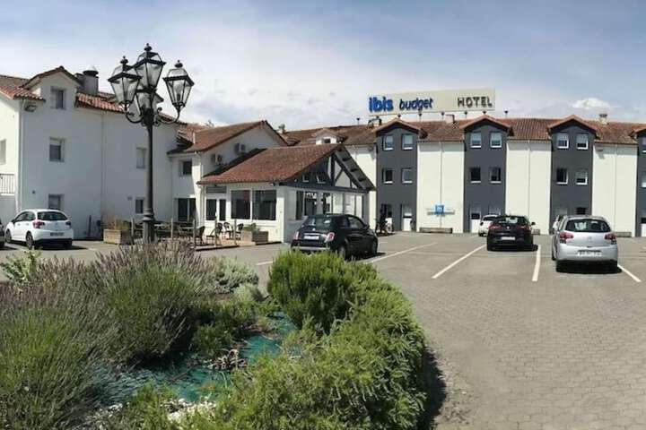 Hotel 66 of 66