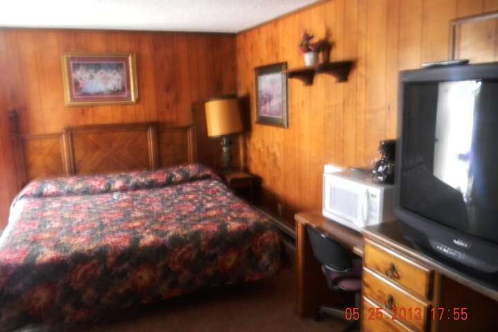 Room 6 of 21