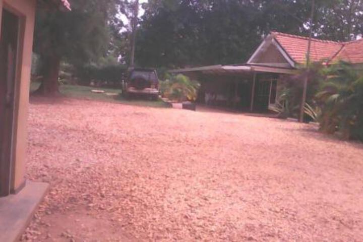 General 2 of 37