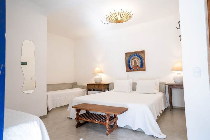 Room 10 of 20