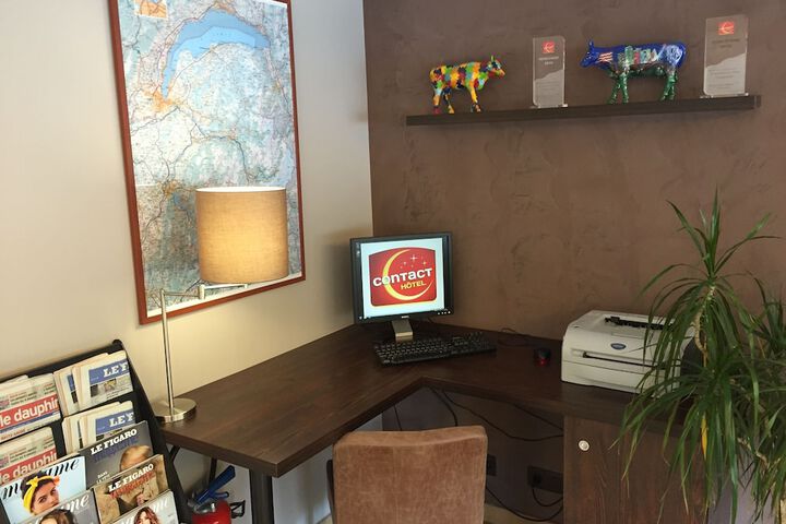 Lobby sitting area