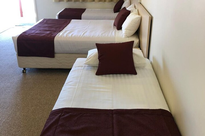 Room 3 of 31