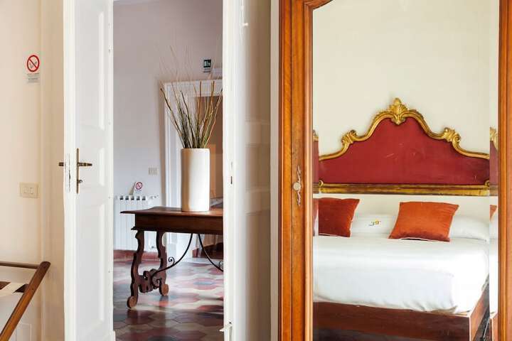 Room 16 of 53