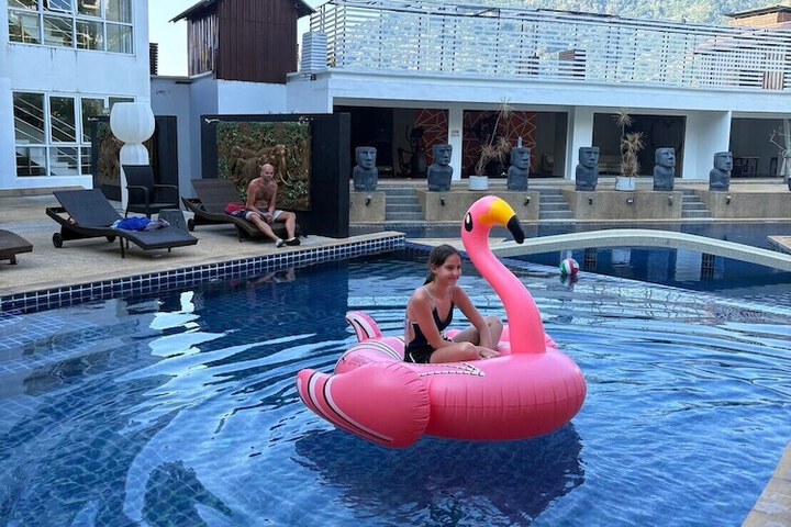 Pool 116 of 164