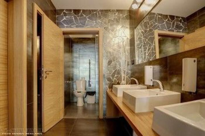 Hotel Interior 17 of 28