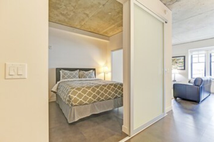 Room 78 of 90