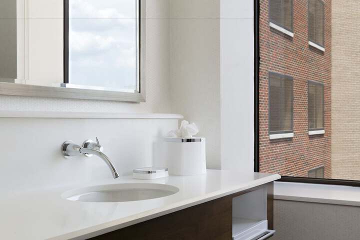 Bathroom sink