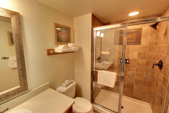 Clean Restrooms