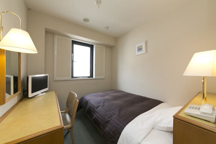 Room 3 of 29