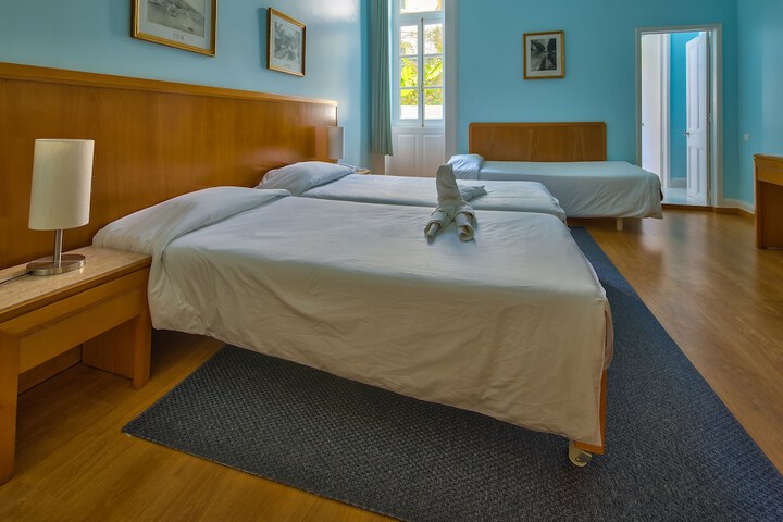 Room 10 of 53