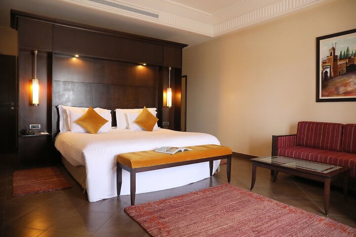 Room 5 of 101
