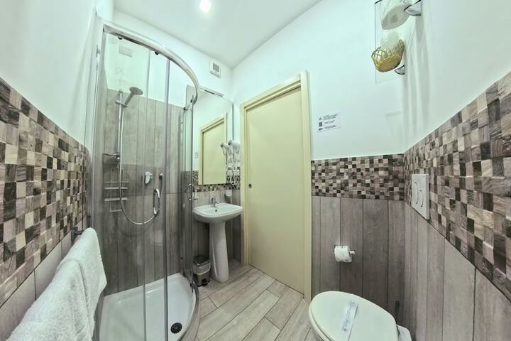 Room 39 of 65