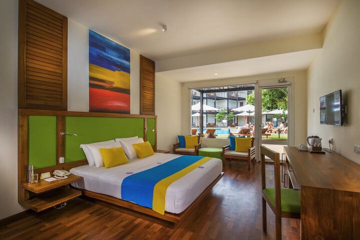 Room 4 of 40