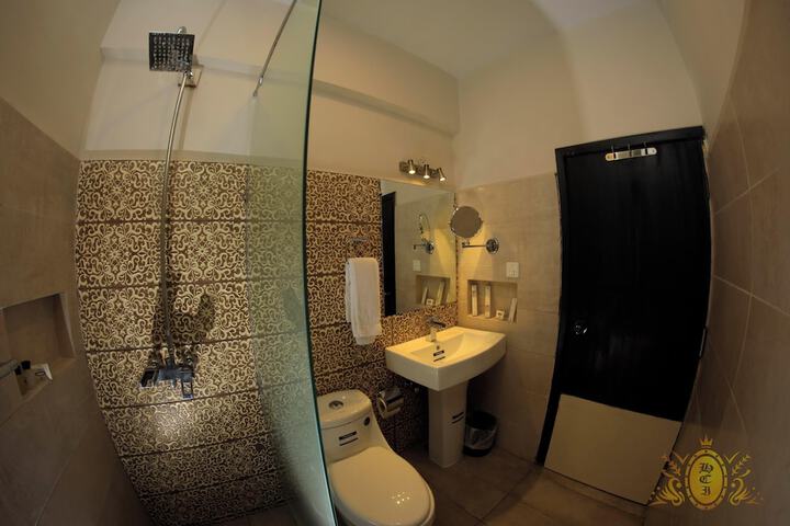 Room 36 of 49