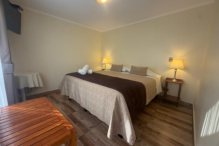 Room 25 of 103
