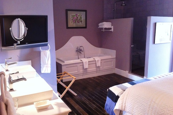 Bath Interior