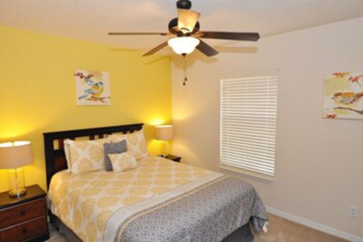 Room 21 of 25