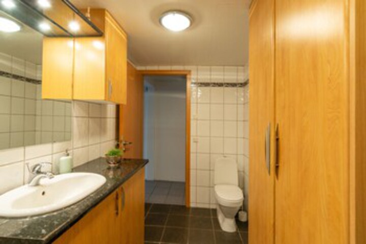 Room 3 of 55