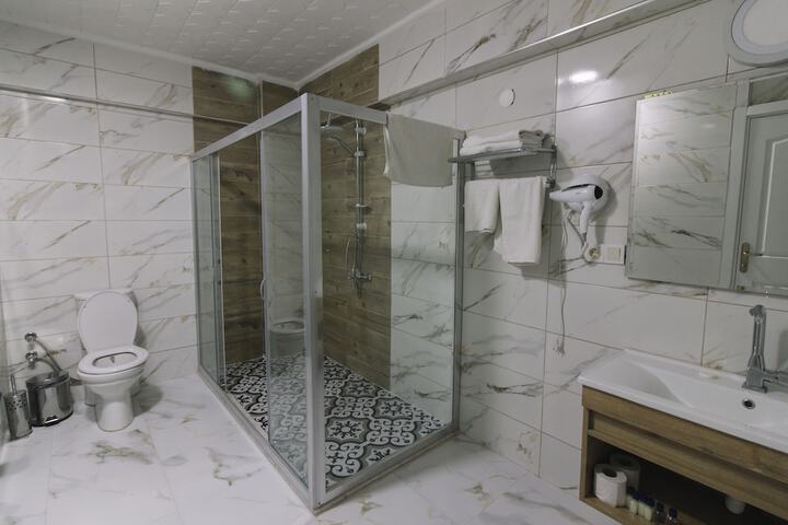 Room 30 of 73