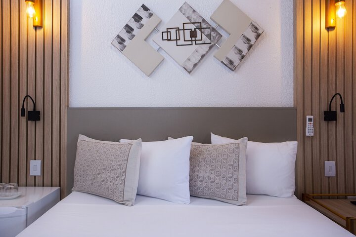 Room 55 of 189