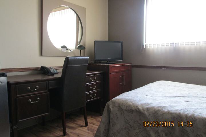 Room 5 of 29