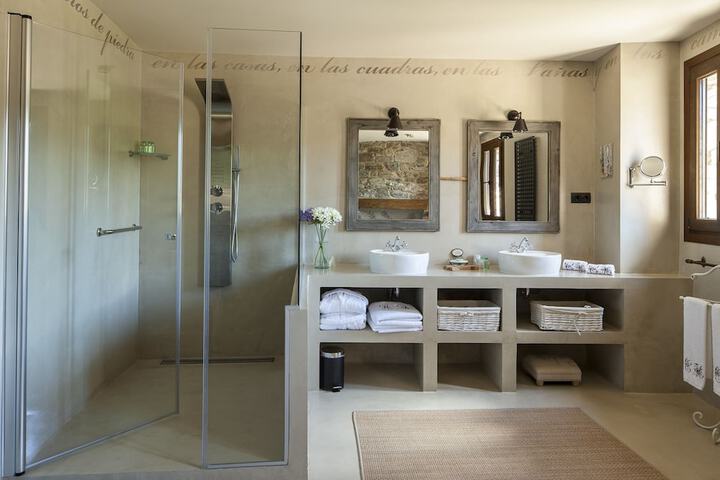 Bath Interior