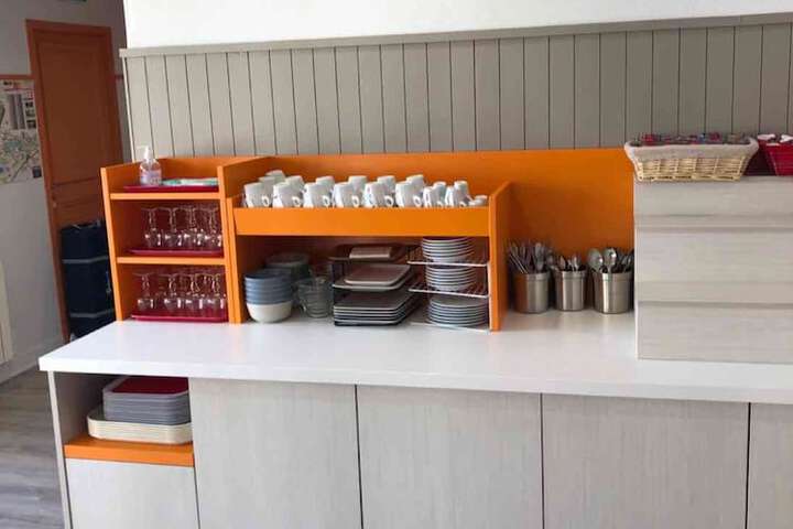 Breakfast/Coffee Service 18 of 33