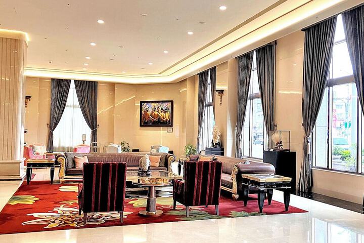 Hotel Interior 8 of 92
