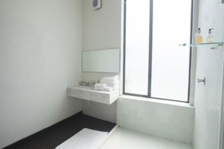 Room 17 of 89