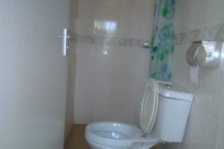 Room 12 of 22