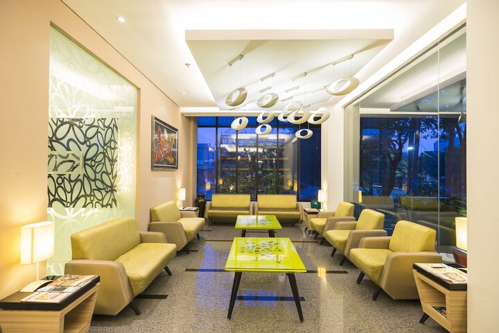 Hotel Lobby
