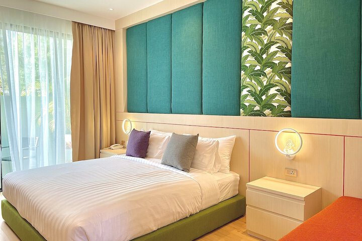 Room 8 of 72
