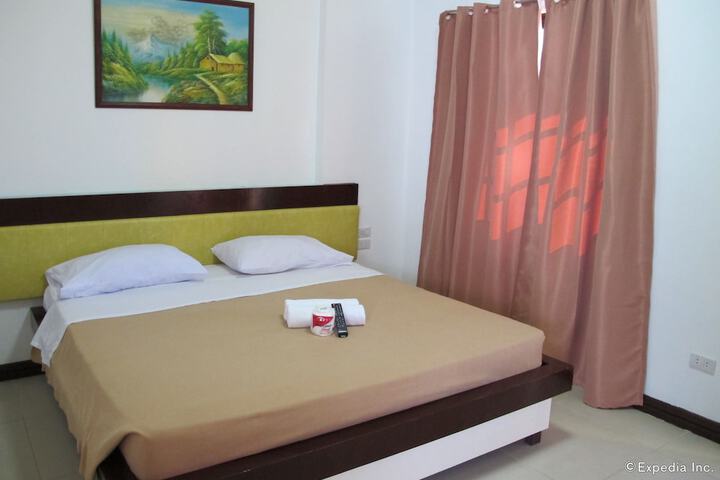 Room 12 of 65