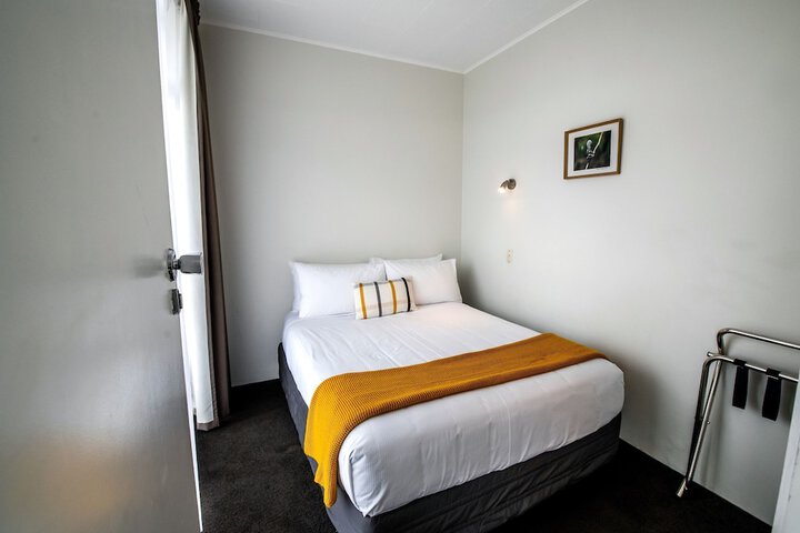 Room 11 of 62