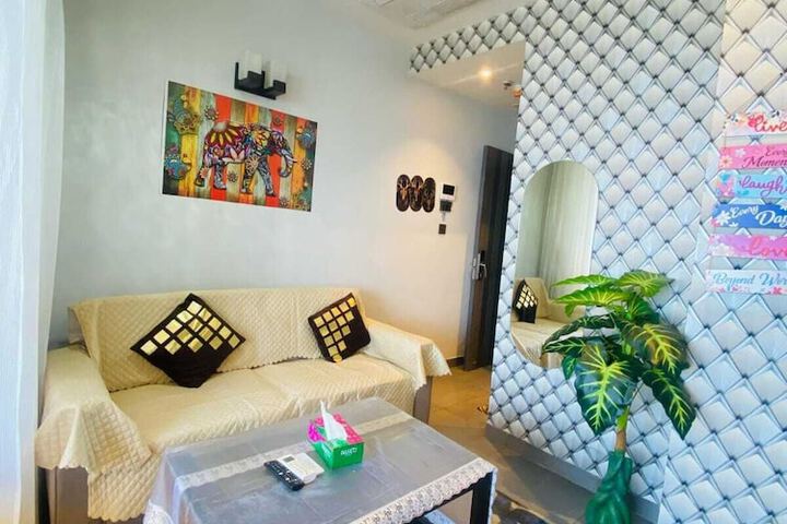 Room 17 of 26