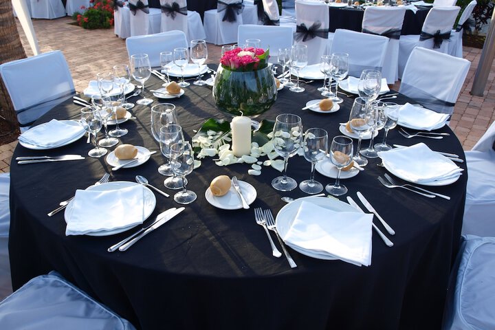 Dining 78 of 109