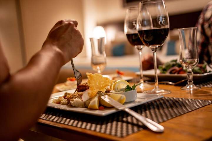 Dining 36 of 47