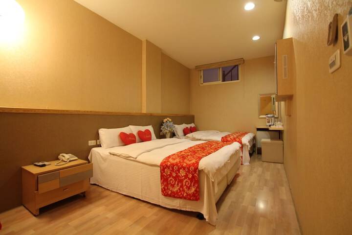 Room 42 of 115