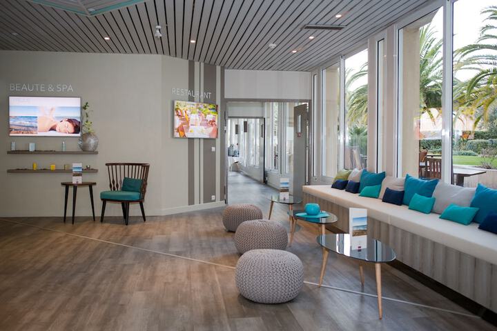 Lobby Photos